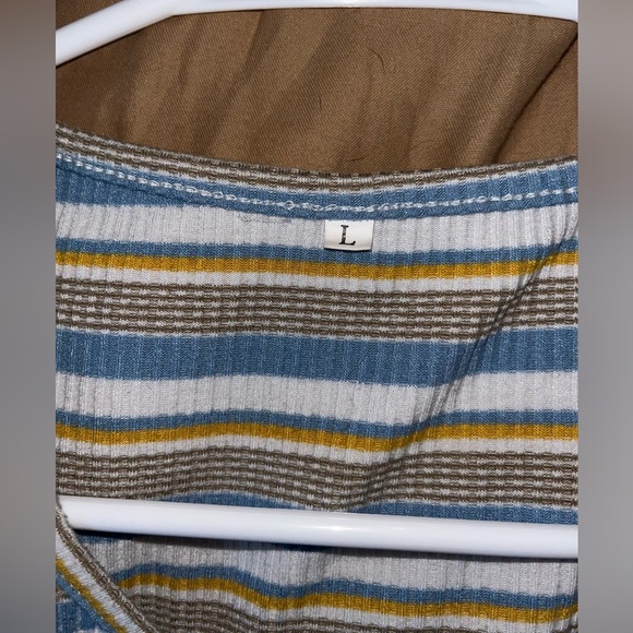 Striped crop top - Picture 2 of 2